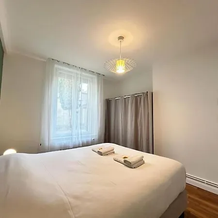Apartment Forum Flower Spacieux T2 Au Coeur De La Reims